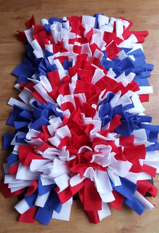 Dog snuffle mat